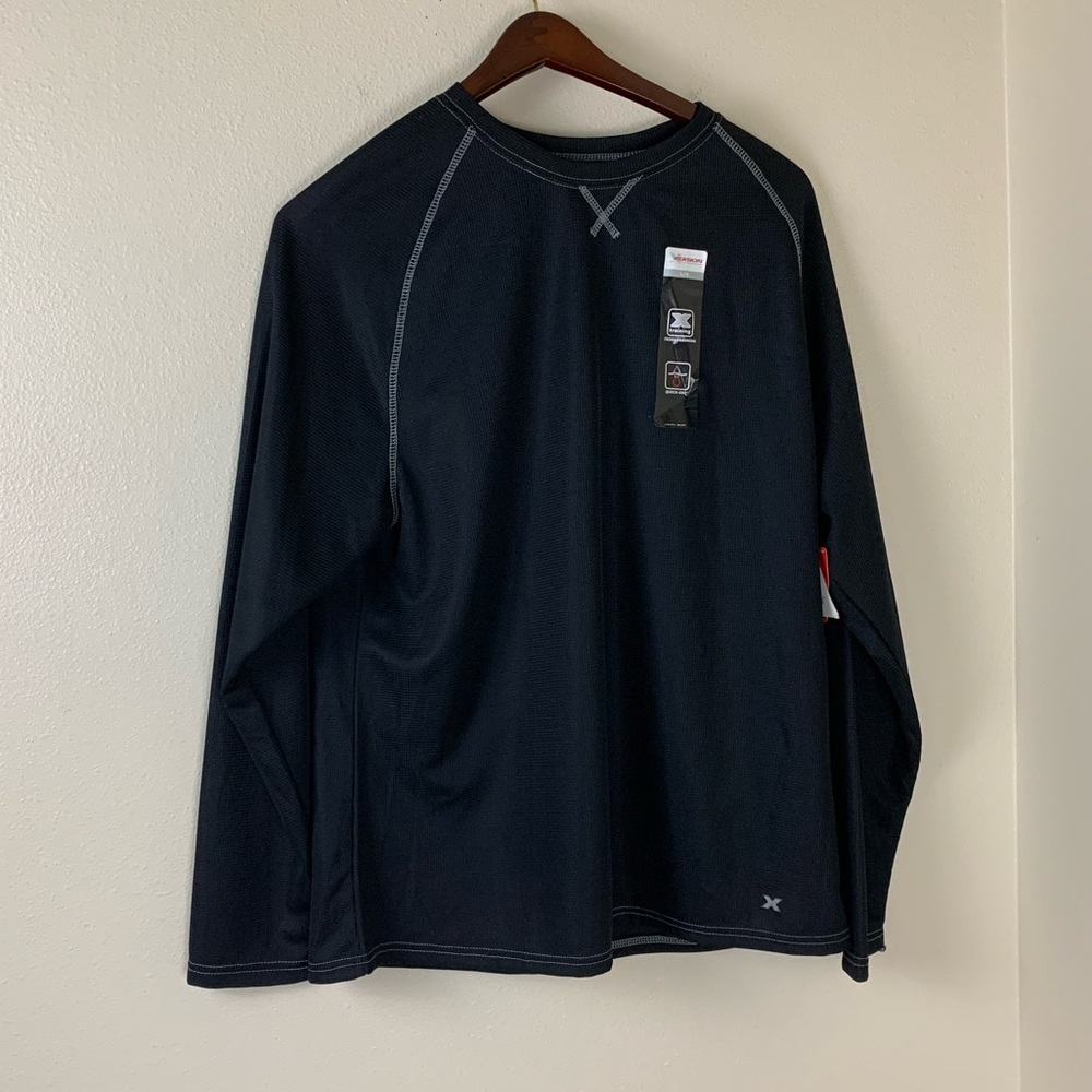 Xersion Long Sleeve Shirt Size Large NWT